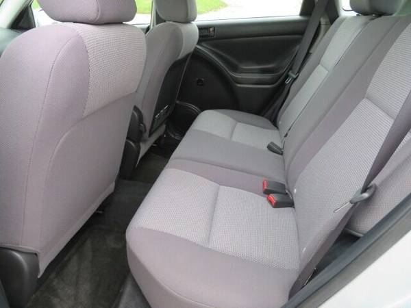 2005 Pontiac Vibe... 137,000 Miles... $4,400 - cars & trucks - by... for sale in Waterloo, IA – photo 10
