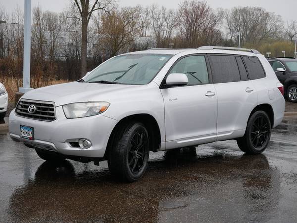 2008 Toyota Highlander Sport - - by dealer - vehicle for sale in Maplewood, MN – photo 9