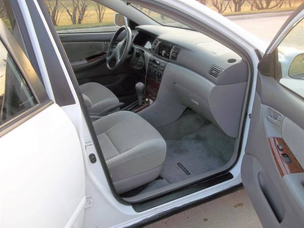 2007 Toyota Corolla LE Excellent Clean Car - cars & trucks - by... for sale in Sioux City, SD – photo 4