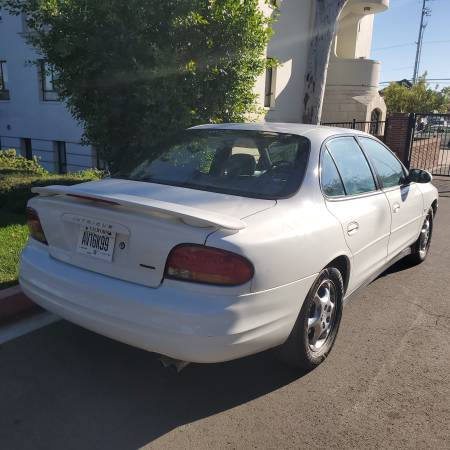 1999 OLDSMOBILE INTRIGUE - cars & trucks - by owner - vehicle... for sale in Los Angeles, CA – photo 2