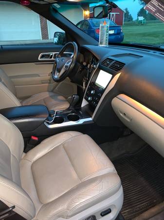 2011 Ford Explorer XLT - cars & trucks - by owner - vehicle... for sale in Leetonia, OH – photo 11
