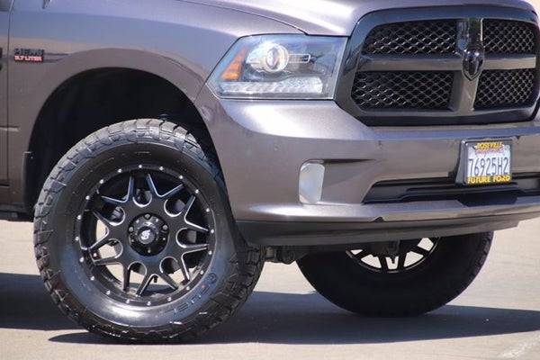 2017 RAM 1500 Night 4WD ( LOW MILES ) - - by dealer for sale in Reno, NV – photo 9
