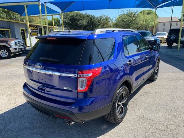 2013 Ford Explorer XLT w/ 3rd row, CLEAN**JUAT REDUCED** for sale in San Antonio, TX – photo 6