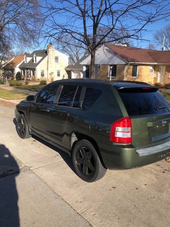 07 Jeep Compass $4500 - cars & trucks - by owner - vehicle... for sale in milwaukee, WI – photo 7
