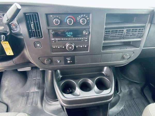 2013 Chevrolet Chevy Express 2500 Passenger LS Van 3D ESPANOL... for sale in Arlington, TX – photo 20