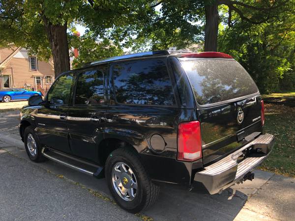 2002 CADILLAC ESCALADE LUXURY..ALL WHEEL DRIVE.. 6.0 L V8 for sale in Holly, OH – photo 7