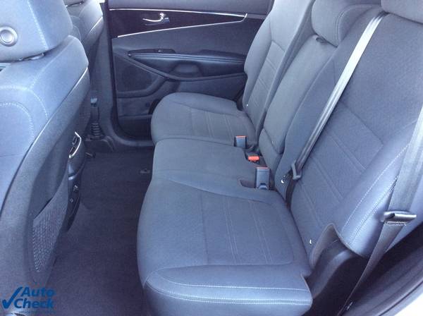 2019 Kia Sorento LX 4D SUV w 3rd row seat +Backup Camera for sale in Dry Ridge, OH – photo 17