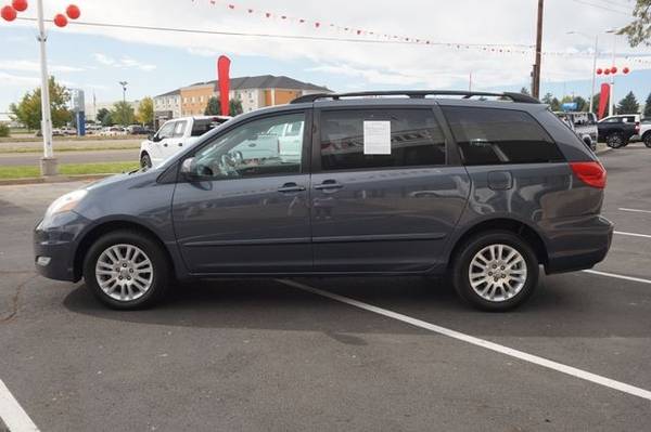 2007 Toyota Sienna XLE Minivan 4D for sale in Greeley, CO – photo 6