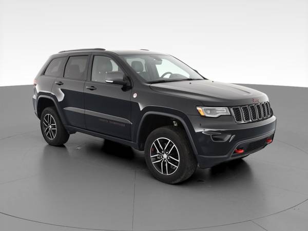 2018 Jeep Grand Cherokee Trailhawk Sport Utility 4D suv Black for sale in West Lafayette, IN – photo 15