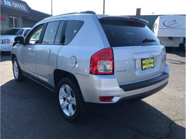 2011 Jeep Compass Sport SUV 4D - We Welcome All Credit! for sale in Medford, OR – photo 6