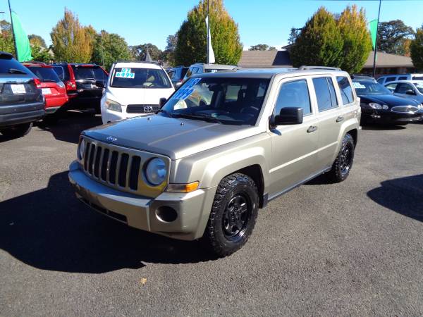 2008 JEEP PATRIOT 4WD - cars & trucks - by dealer - vehicle... for sale in Salem, OR – photo 2