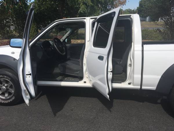 2002 Nissan Frontier XE Crew Cab V-6, Auto (95 K Super Low Miles) for sale in Bunker Hill, WV – photo 8