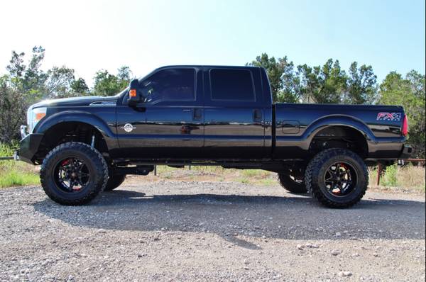 2016 FORD F-250 XLT 4X4 - 1 OWNER - LIFTED - BDS - DIESEL - AMP STEPS for sale in LEANDER, TX – photo 3