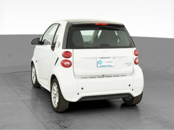 2016 smart fortwo electric drive Hatchback Coupe 2D coupe White - -... for sale in Atlanta, CA – photo 8