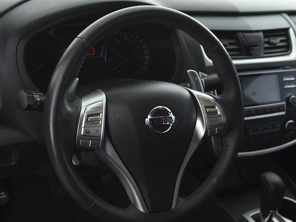 2017 Nissan Altima 2.5 SR Sedan 4D sedan Gray - FINANCE ONLINE for sale in Indianapolis, IN – photo 2