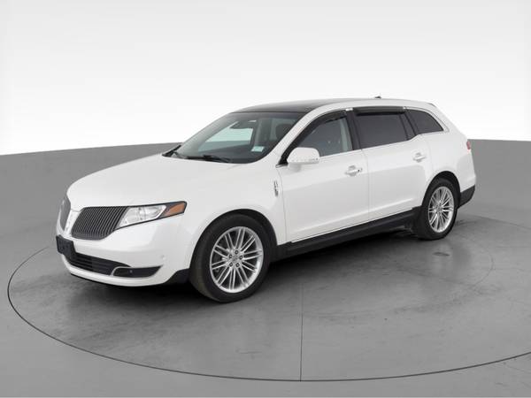2015 Lincoln MKT EcoBoost Sport Utility 4D hatchback White - FINANCE... for sale in Washington, District Of Columbia – photo 3