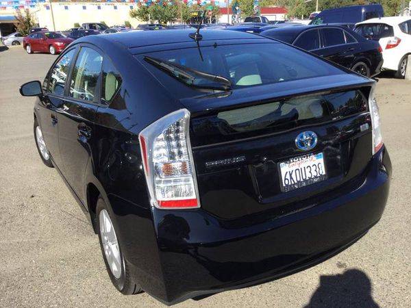 2010 Toyota Prius III 4dr Hatchback **Free Carfax on Every Car** for sale in Roseville, CA – photo 4