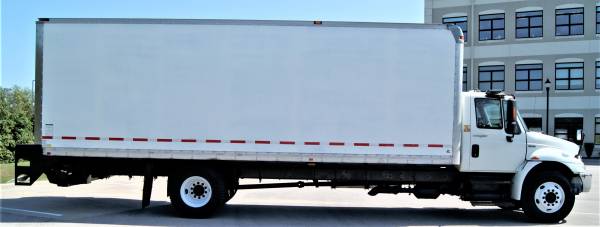 2013 International 4300 Box Truck 26’ 102 X 97 Liftgate REFURBISHED for sale in Emerald Isle, DE – photo 4
