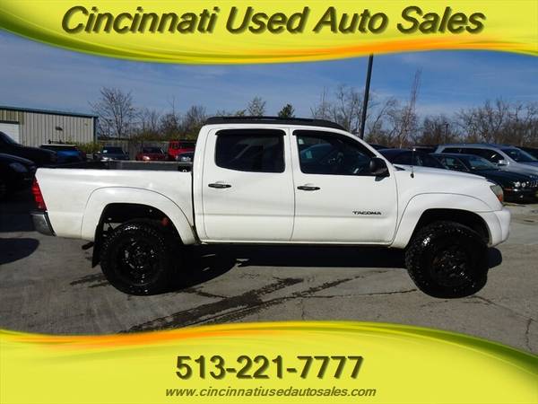 2010 Toyota Tacoma 4 0L V6 4X4 - - by dealer - vehicle for sale in Cincinnati, OH – photo 3