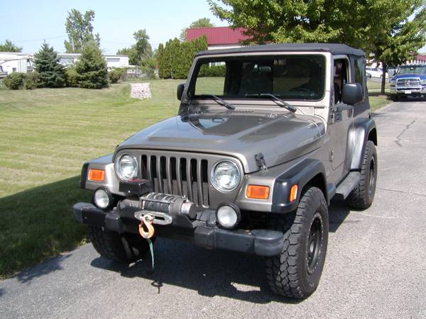 2003 Jeep Wrangler Sport - - by dealer - vehicle for sale in Romeoville, IL – photo 20