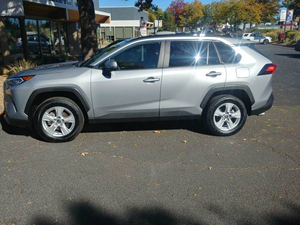 2019 TOYOTA RAV4 XLE AWD SUV for sale in Bend, OR – photo 3