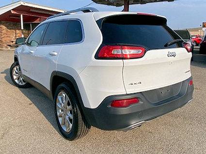 2015 Jeep Cherokee Limited 4WD-Like New-Warranty-Financing Available... for sale in Lebanon, IN – photo 4