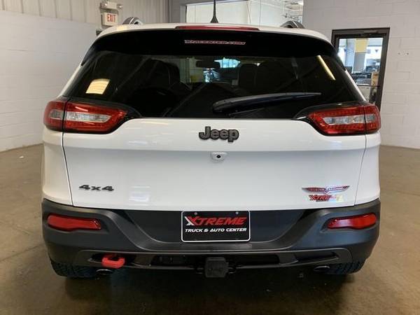 2017 JEEP CHEROKEE TRAILHAWK 4WD LEATHER! BACKUP CAM! REMOTE START! for sale in Coopersville, MI – photo 5