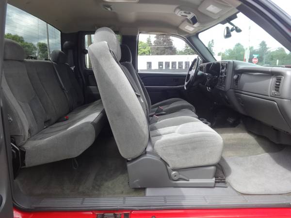 2007 Chevrolet Silverado, Extended Cab, 4 Wheel Drive, pickup truck,... for sale in Mogadore, OH – photo 10