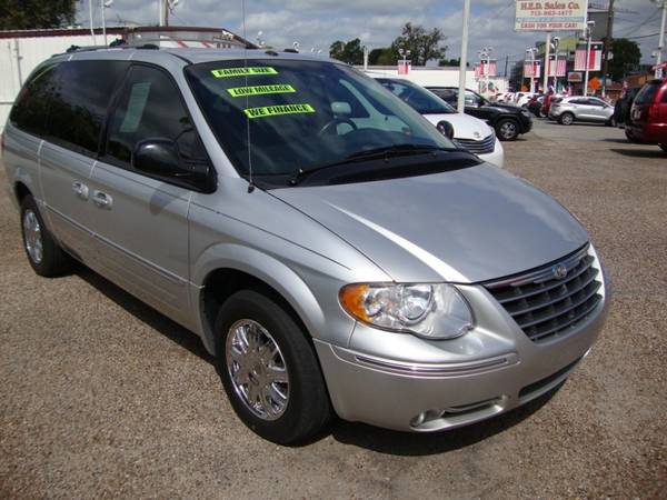 2006 Chrysler Town & Country LWB 4dr Limited for sale in Houston, TX – photo 2