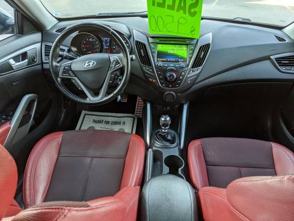 2015 Hyundai Veloster - cars & trucks - by dealer - vehicle... for sale in Evansdale, IA – photo 20