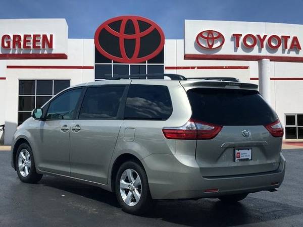 2016 Toyota Sienna LE van 05b2 - - by dealer - vehicle for sale in Springfield, IL – photo 2