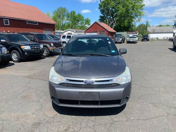 2010 Ford Focus 4dr Sdn SE - - by dealer - vehicle for sale in East Windsor, MA