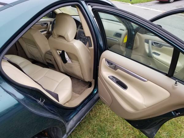 Volvo s60 T5 5 Cylinder Turbo - cars & trucks - by owner - vehicle... for sale in Beltsville, District Of Columbia – photo 16