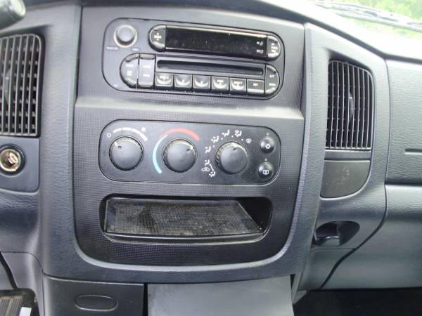 2005 Dodge Ram 1500 4dr Quad Cab 140 5 WB SLT - - by for sale in Imperial, MO – photo 8