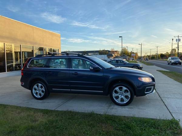 Check Out This Spotless 2011 Volvo XC70 with 114, 947 Miles-Hartford for sale in Meriden, CT – photo 6