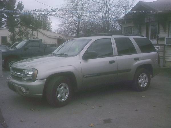 CHEVROLET TRAIL BLAZER - cars & trucks - by dealer - vehicle... for sale in east greenbush, NY – photo 2