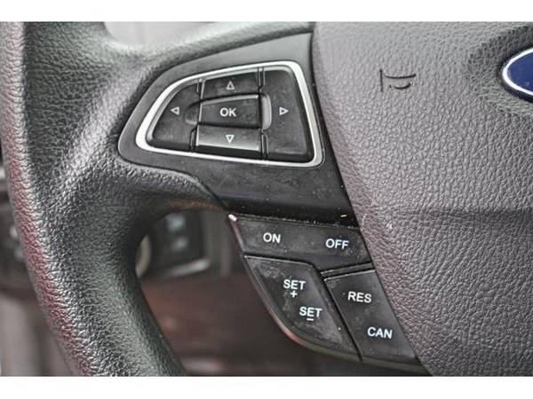 2017 Ford Focus SEL - sedan - - by dealer - vehicle for sale in Bartlesville, KS – photo 18