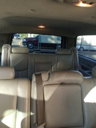 Clean 03 chevy suburban - cars & trucks - by owner - vehicle... for sale in Moreno Valley, CA – photo 5
