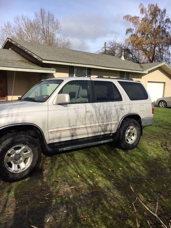 1999 Toyota 4Runners SR5 - cars & trucks - by owner - vehicle... for sale in Independence, OR – photo 6