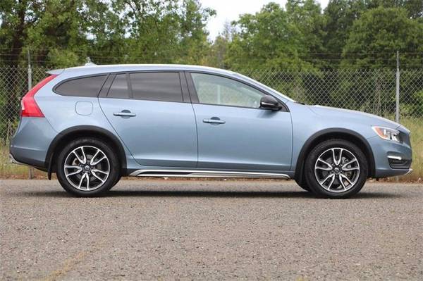 2018 Volvo V60 Cross Country AWD - - by dealer for sale in Healdsburg, CA – photo 6