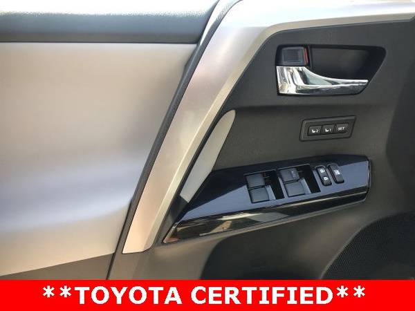 2017 Toyota RAV4 Limited for sale in Westmont, IL – photo 10