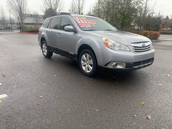 2012 Subaru Outback Wagon AWD Excellent Condition 1-Owner - cars & for sale in Portland, OR – photo 3