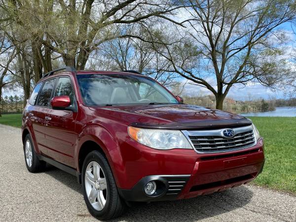 2010 Subaru Forester Limited - Panoramic Sunroof - Heated Leather for sale in Grand Rapids, MI – photo 9