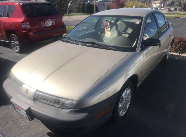1997 SATURN S-SERIES SL1 - cars & trucks - by dealer - vehicle... for sale in Woodstock, IL