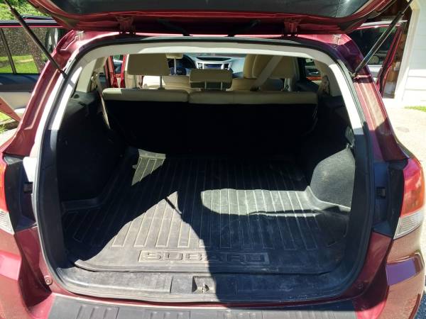Great 2011 Subaru Outback with hail damage for sale in Excelsior, MN – photo 10