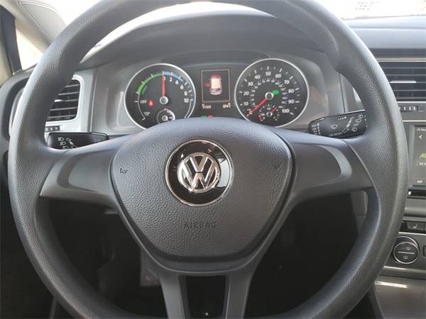 2016 VW Volkswagen eGolf SE hatchback - cars & trucks - by dealer -... for sale in Greeley, CO – photo 15