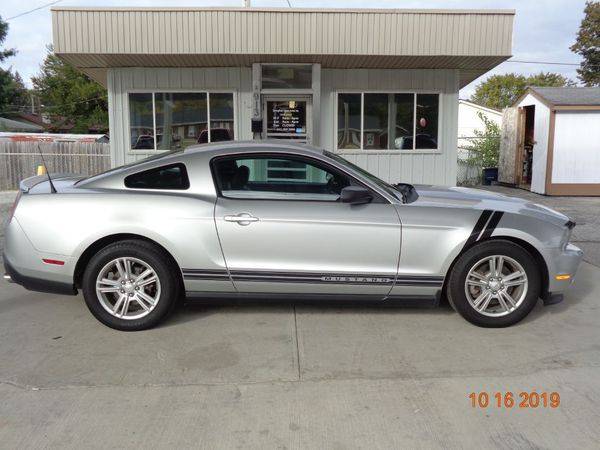 2011 FORD MUSTANG EZ FINANCING AVAILABLE for sale in Springfield, IL – photo 4