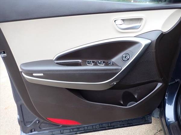 2018 Hyundai Santa Fe Sport 2.4L Auto - cars & trucks - by dealer -... for sale in Columbus, NE – photo 15