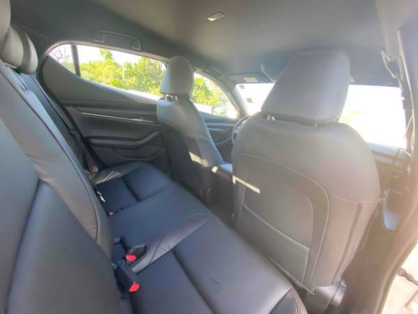 2021 Mazda MAZDA3 Select Hatchback - - by dealer for sale in Hollywood, FL – photo 4
