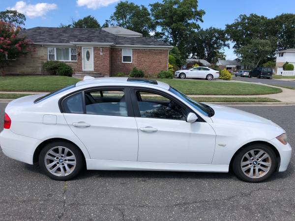 *Beautiful PEARL WHITE BMW 328 Xi Runs great for sale in Hicksville, NY – photo 4